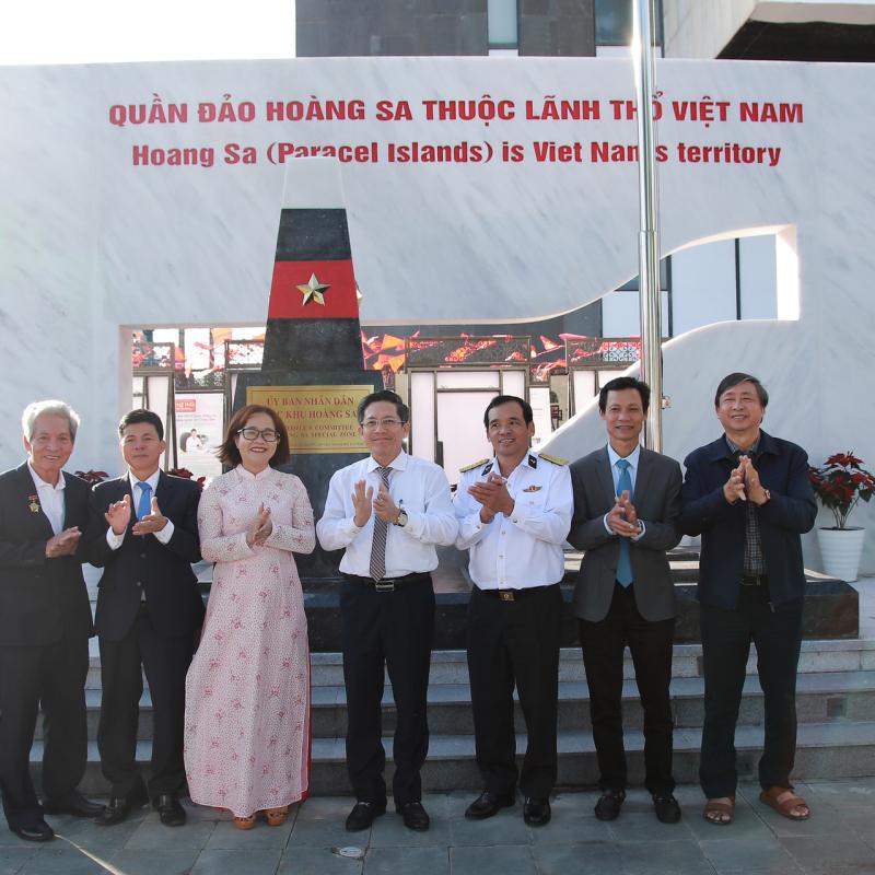 Đà Nẵng khánh thành công trình biển tên UBND Đặc khu Hoàng Sa