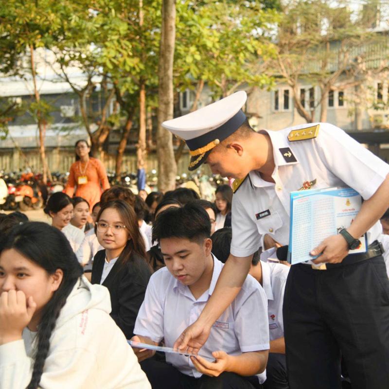 Lữ đoàn 172 thông tin biển đảo và thu hút nguồn nhân lực tại Đà Nẵng