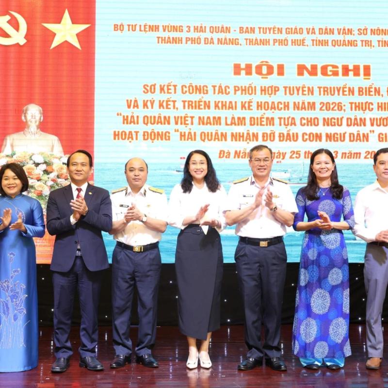 Đà Nẵng, Huế, Quảng Trị, Quảng Ngãi và Vùng 3 Hải quân đẩy mạnh phối hợp tuyên truyền biển, đảo năm 2026