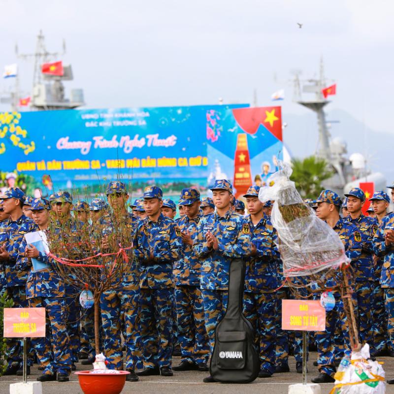 Tết ở Trường Sa - Kỳ 2: Đốm lửa Cam Ranh
